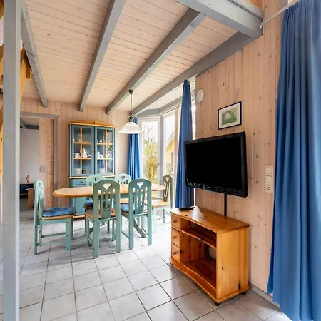 Im Mirow 度假居 Granzow